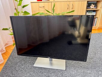 AOC 32” 1440p monitor - 5