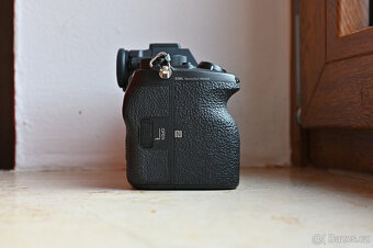 Sony Alpha 1 (ILCE-1) 8K video 50MP - 5