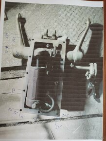 Víko hydrauliky - 5