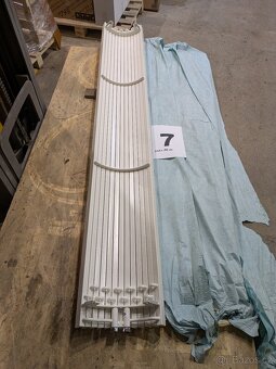 prodám atypický radiátor č. 7 - 5