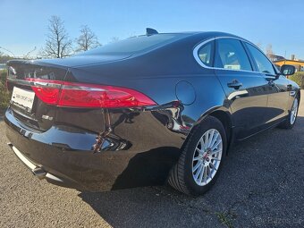 JAGUAR XF 2019 2.0 25D 177kW SEDAN,VÝHŘEVY,KŮŽE,NAVI - 5