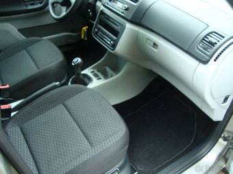 Škoda Fabia 2 combi 1.2 TSi-77kW, 97.100km - 5
