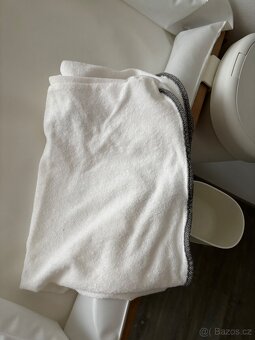 SNIGLAR Přebalovací stůl, IKEA, buk 72x53 cm - 5