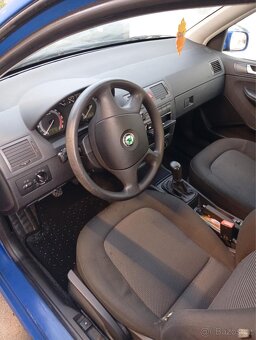 Škoda Fabii - 5