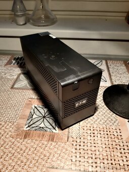 záložní zdroj APC,Eaton - 5
