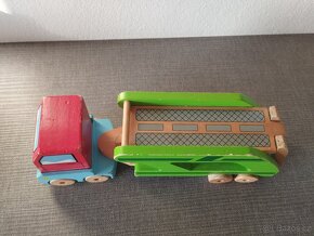 Dřevěný tahač s návěsem patrový - 5