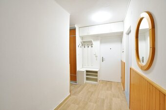Pronájem bytu - 2+1 - ulice Zámečnická centrum - Trutnov - 5