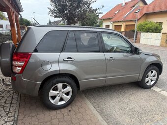 Suzuki Grand Vitara 1.9 DDIS 4x4 TAŽNÉ, NAVI, VÝHŘEV - 5