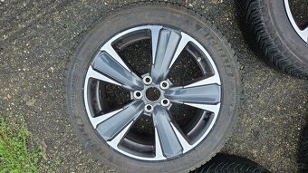 4ks set originální 18" ráfky Lexus R18 114,3 7J ET45 - 5