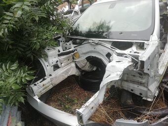 BMW E92 330XD r.v. 2007, díly z bouračky a doklady - 5