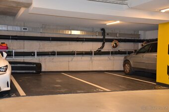 Pronájem garážového stání Praha 10 - Strašnice - 5