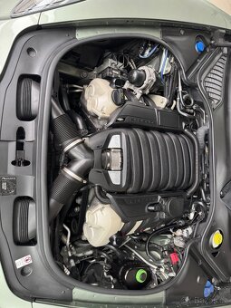 Porsche Panamera 4S – 4.8 V8 - 5