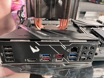 Cpu i7-9700k, deska, nvme disk, chladič - 5