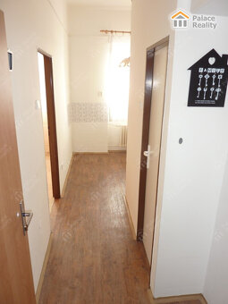 Prodej upraveného bytu 2+1, centrum města - 5