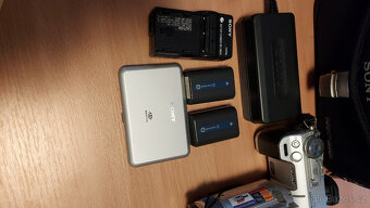 Sony F717 digi zrcadlovka - 5