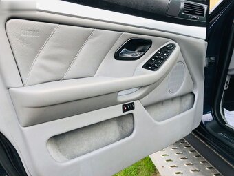 BMW ŘADA 5, E39 540I - 5