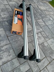 2x střešní nosiče thule 750 a 751, drzak lyží hakr - 5
