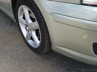 Avensis - 5