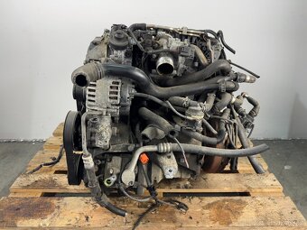 Kompletní motor 2,0 TDI CAGA Audi A4 B8 - 5