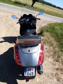 Aprilia atlantic 500 - 5