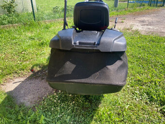 Zahradní traktor Jonsered - 5