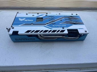 SAPPHIRE NITRO+ Radeon RX 590 - 5