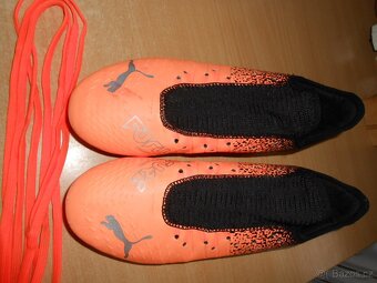 Kopačky UMBRO AURORA EU 40 + PUMA FUTURE EUR 37,5 - použité - 5