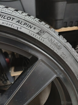 Zimní alu kola R20 8.5x20 5x112 ET25 - pneu Michelin 245/35 - 5
