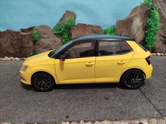 prodám nový model 1:18 škoda fabia 3 - 5