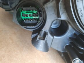 hyundai i40 - levy xenon - 5