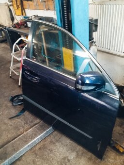 Dveře Subaru Legacy 2011 - 5