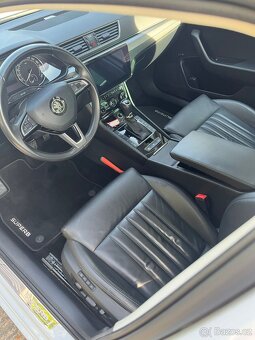 Skoda Superb Combi 2.0 TDI DSG - 5