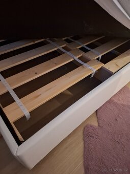 Jednolůžková čalouňená postel 140x200 - 5