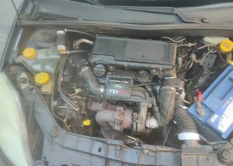 Ford fiesta 1.4tdci 2003 - 5