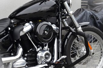 Harley Davidson Softail Standard 107 - CZ původ / 4.000km - 5