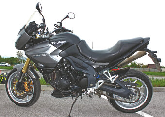 Triumph Tiger 1050 - 5