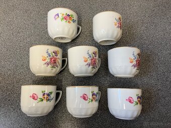 Mix porcelánu/různé období užitkový/kávové/čajové soupravy - 5