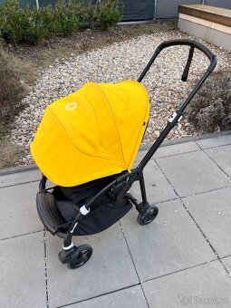 Bugaboo Bee6 All Black se žlutou prodlužovací stříškou s prů - 5