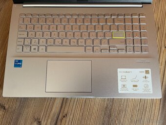 ASUS VivoBook 15 OLED K513E 15.6" - 5