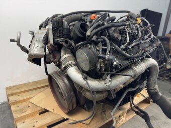 Motor 2,7 TDI CGKA Audi A5 8T - 5
