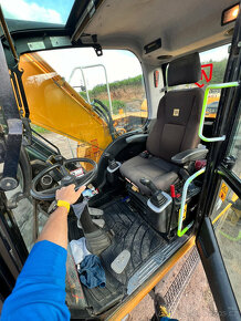 Kolové rypadlo 18t - JCB JS175W + 3 lžíce zdarma, Po servisu - 5