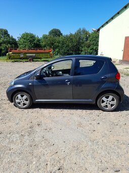 Toyota Aygo 1,0i automat - 5