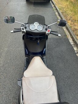 Piaggio Beverly 400 - 5