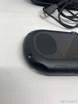 PlayStation Vita PCH-2004 LCD verzia - 5