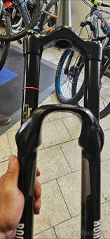 Vidlice Rock Shox Pike RCT3 stavitelná 160mm - 5