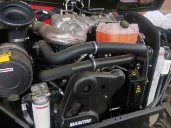 Teleskopický nakladač Manitou MLT 730-115 V Premium - 5