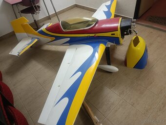 Prodám RC extra - 5