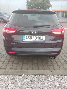 KIA CEED 1,6 CRDI GT LINE AUTOMAT - 5