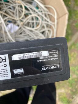 Switch Linksys SR224, 24port, 10/100, Cisco systems - 5