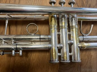 Trumpeta Bb Vincent Bach Stradivarius model 25 - 5